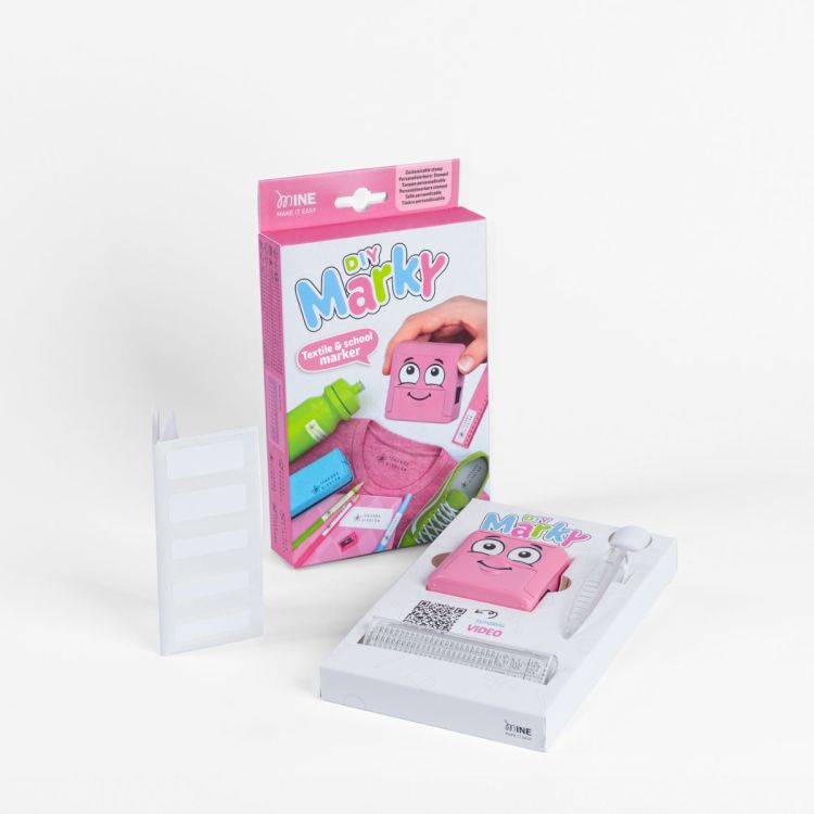DIY Marky růžová / vankúš čierny textílny